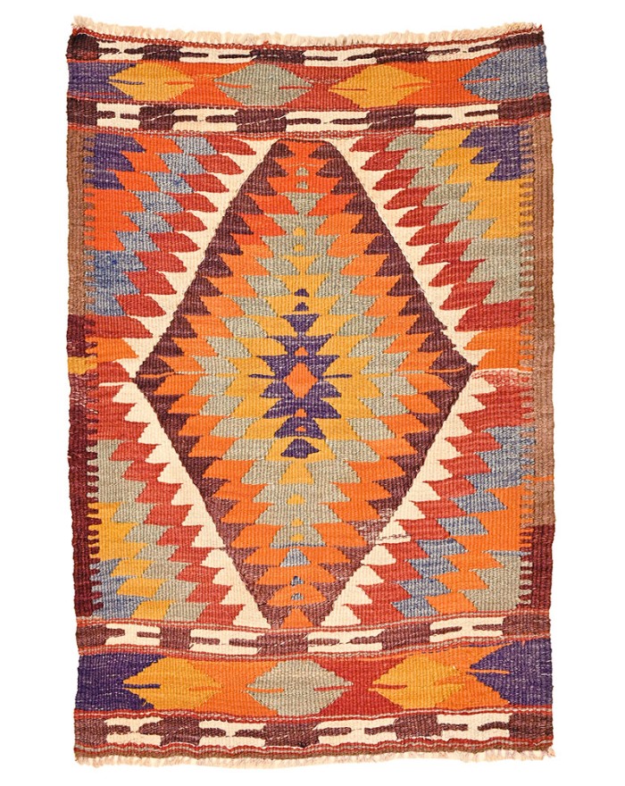 petit tapis décoratif à Paris