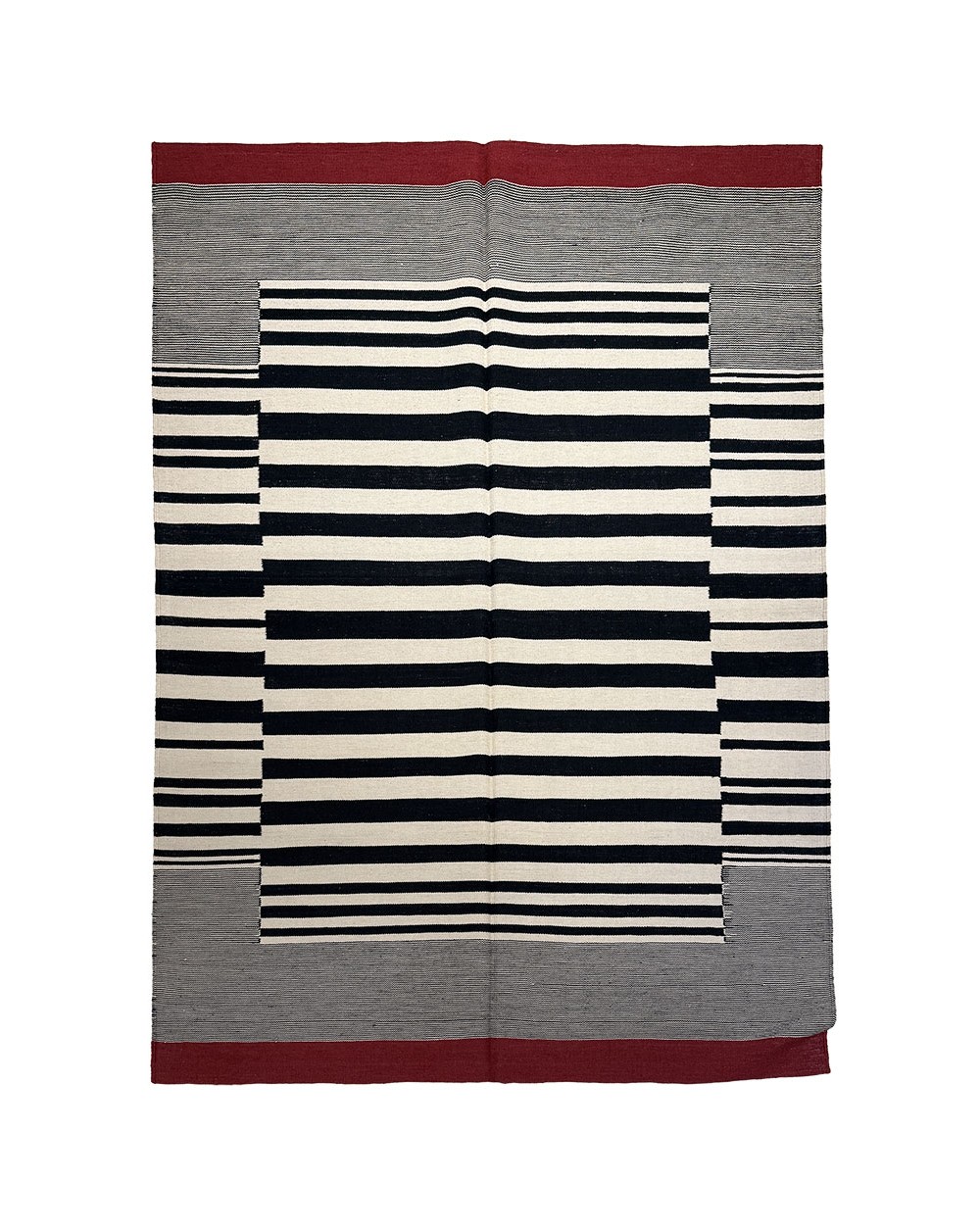 tapis noir et blanc paris