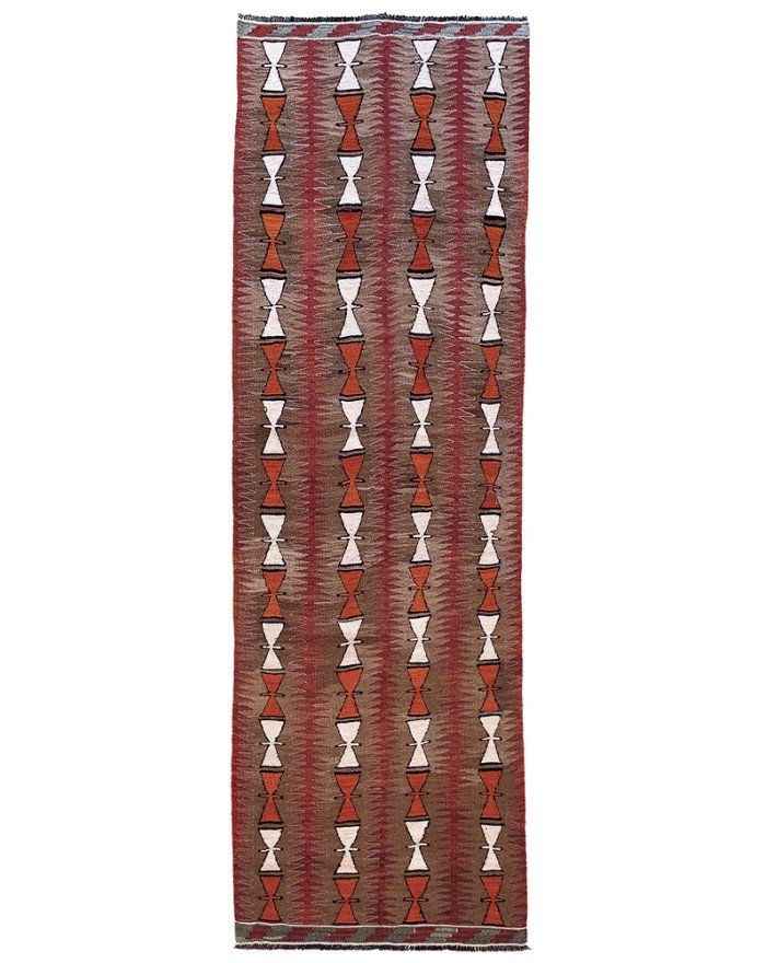 graphic corridor rug