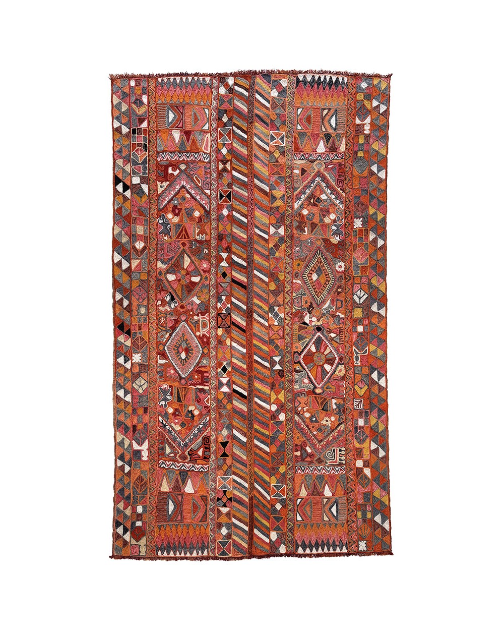 tapis brodé