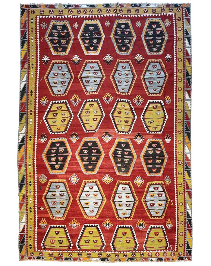 grand tapis ancien