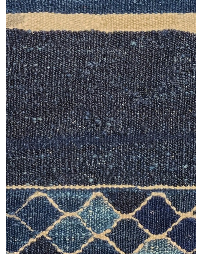 Hand-knotted rug paris